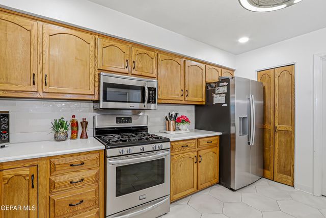 10763 JANWAY Drive, El Paso, TX 79935