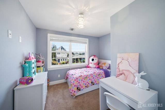 157 Freeman Street, Woodbridge Proper, NJ 07095