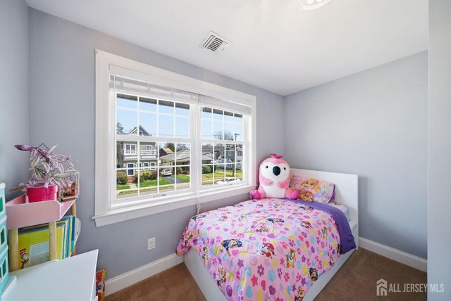 157 Freeman Street, Woodbridge Proper, NJ 07095