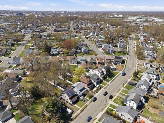 157 Freeman Street, Woodbridge Proper, NJ 07095