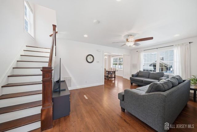 157 Freeman Street, Woodbridge Proper, NJ 07095