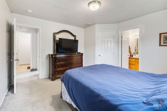 16705 Naito Ave, Caldwell, ID 83607