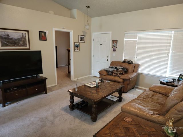 16705 Naito Ave, Caldwell, ID 83607