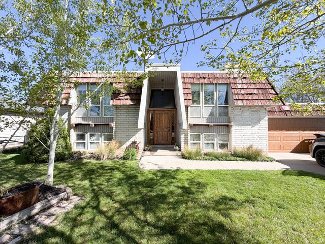 1034 W 4250 S, Riverdale, UT 84405