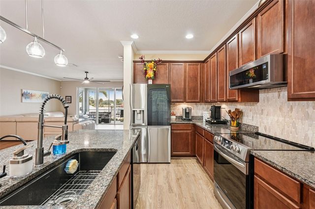 1303 PARKER DEN DRIVE, Ruskin, FL 33570