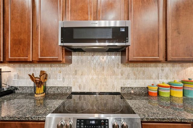 1303 PARKER DEN DRIVE, Ruskin, FL 33570