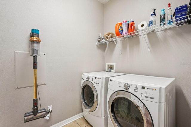 1303 PARKER DEN DRIVE, Ruskin, FL 33570