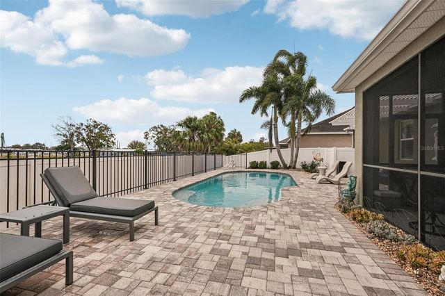 1303 PARKER DEN DRIVE, Ruskin, FL 33570