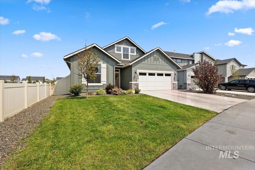 7010 W W Grand Rapids Dr, Meridian, ID 83646 photo 3