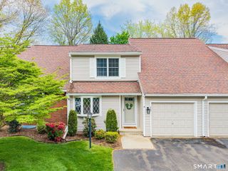 117 The Meadows 117, Enfield, CT 06082