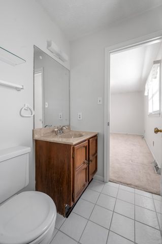 576 Cecil Way, Lexington, KY 40503