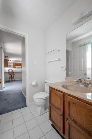 576 Cecil Way, Lexington, KY 40503