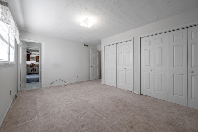 576 Cecil Way, Lexington, KY 40503