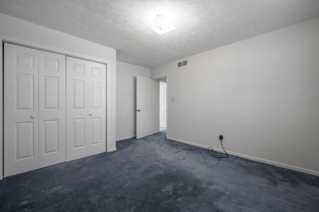 576 Cecil Way, Lexington, KY 40503