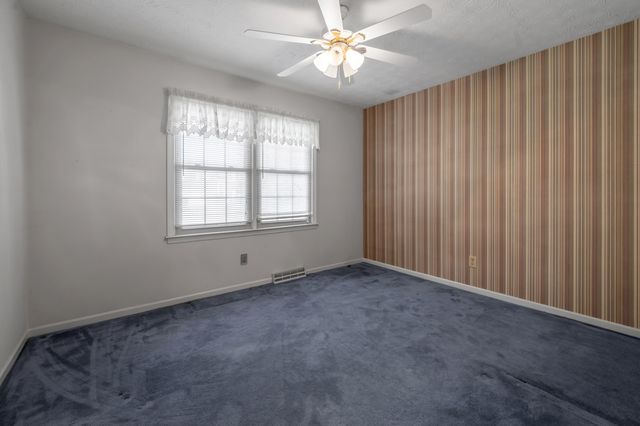 576 Cecil Way, Lexington, KY 40503