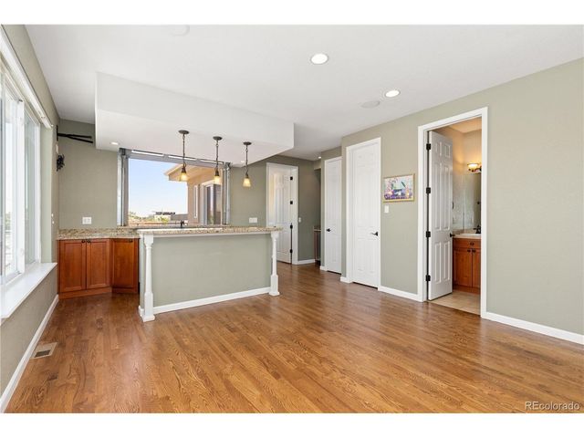1263 N Washington St, Denver, CO 80203