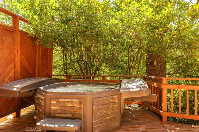 27288 Bernina Drive, Lake Arrowhead, CA 92352