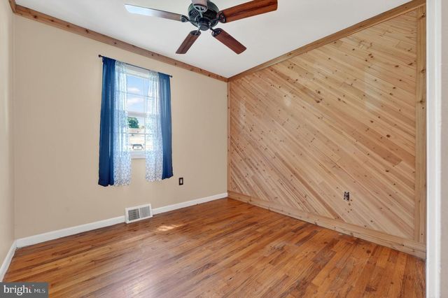 388 HIPKINS RD, West Grove, PA 19390