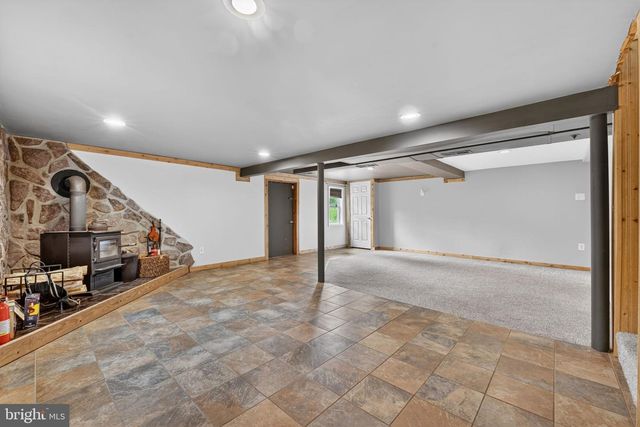 388 HIPKINS RD, West Grove, PA 19390