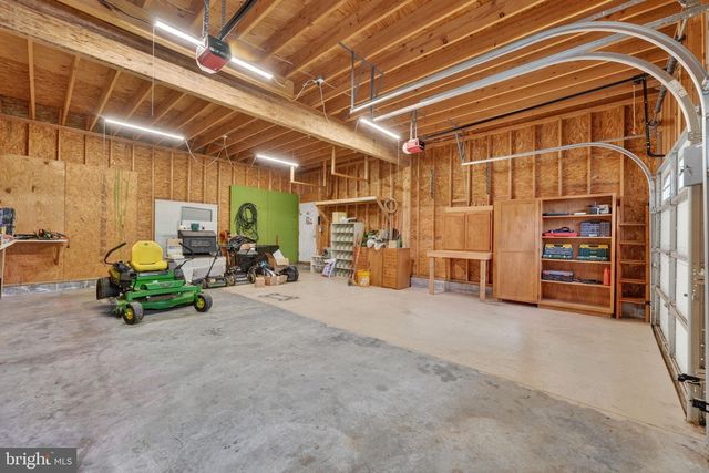 388 HIPKINS RD, West Grove, PA 19390