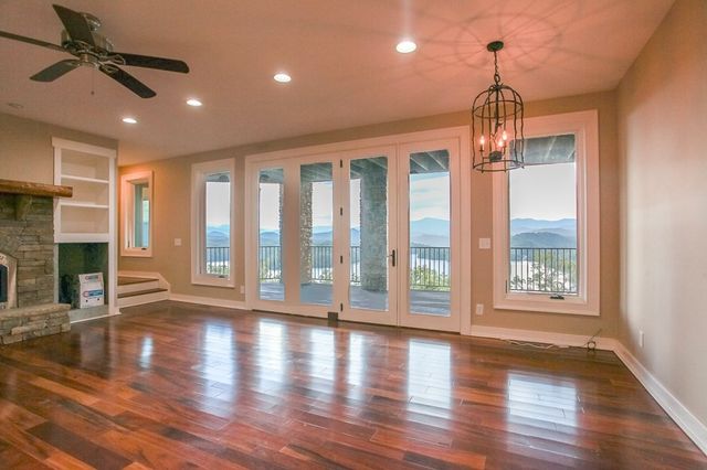 1 Cheoah Trail, Lake Santeetlah, NC 28771