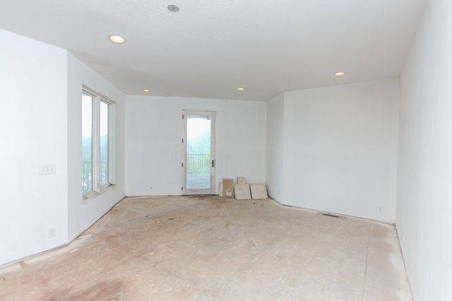 1 Cheoah Trail, Lake Santeetlah, NC 28771