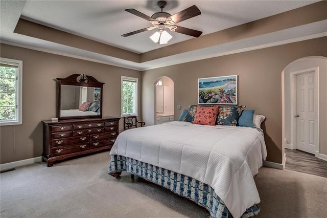 1300 E South Street, Harrisonville, MO 64701