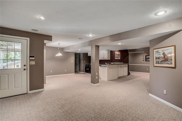 1300 E South Street, Harrisonville, MO 64701