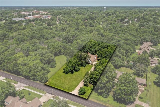 1300 E South Street, Harrisonville, MO 64701