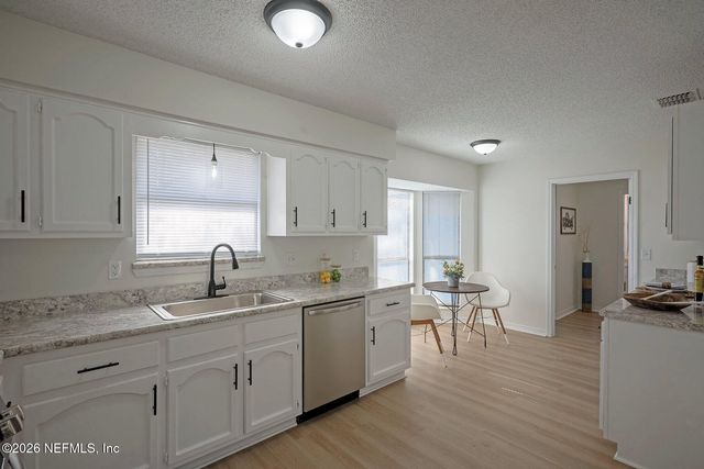 5046 NAVIA Court, Fleming Island, FL 32003