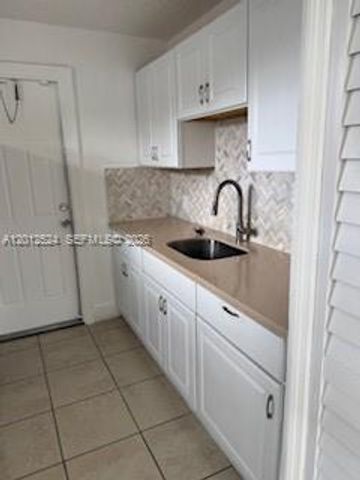 1074 NW 27th St 0, Miami, FL 33127