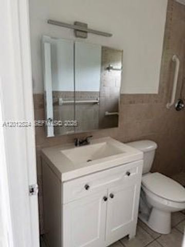 1074 NW 27th St 0, Miami, FL 33127