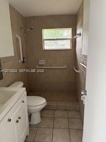 1074 NW 27th St 0, Miami, FL 33127
