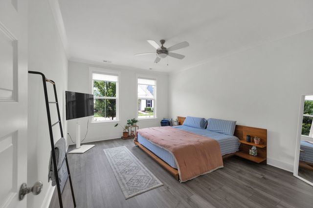 373 Hammock Ln, Spring Hill, TN 37174