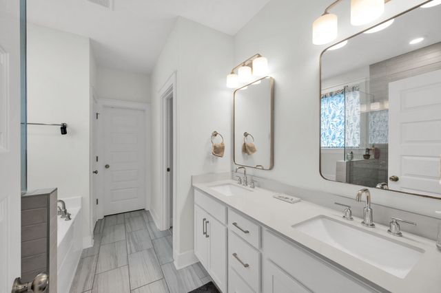 373 Hammock Ln, Spring Hill, TN 37174