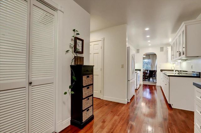 11174 Lower Circle Dr, Grass Valley, CA 95949