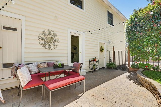 11174 Lower Circle Dr, Grass Valley, CA 95949