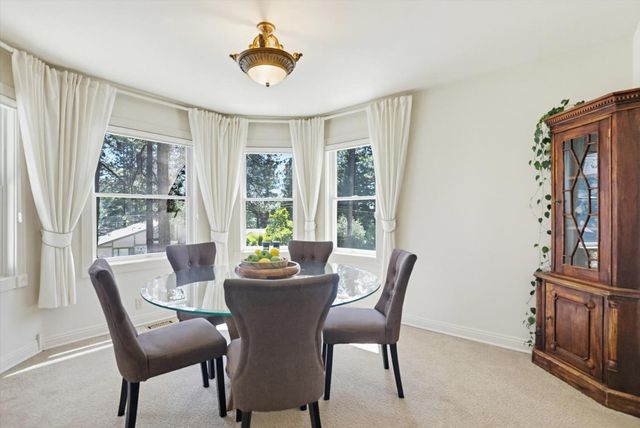 11174 Lower Circle Dr, Grass Valley, CA 95949