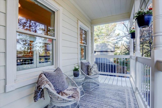 11174 Lower Circle Dr, Grass Valley, CA 95949