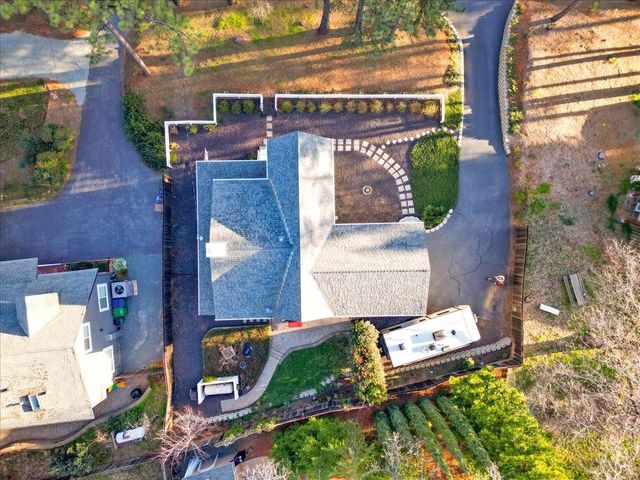 11174 Lower Circle Dr, Grass Valley, CA 95949