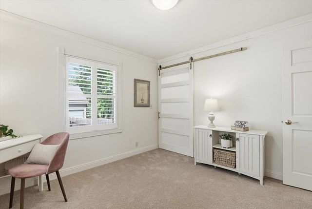 11174 Lower Circle Dr, Grass Valley, CA 95949