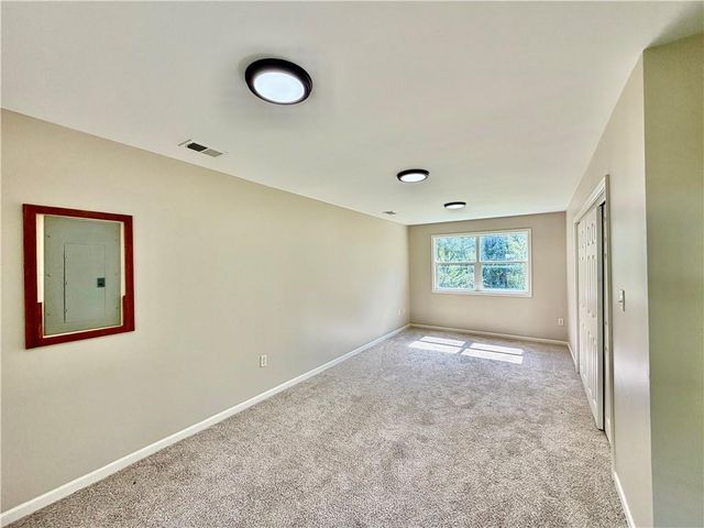 7727 E 55th Street, Kansas City, MO 64129
