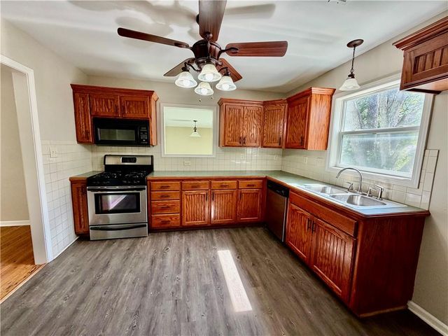 7727 E 55th Street, Kansas City, MO 64129
