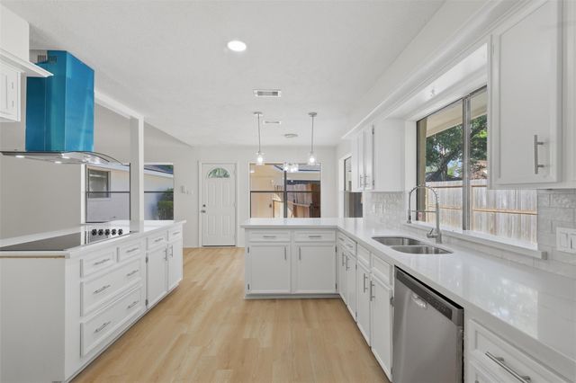 3714 Haven Pines Drive, Houston, TX 77345