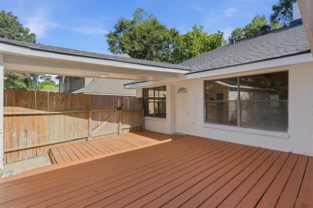 3714 Haven Pines Drive, Houston, TX 77345