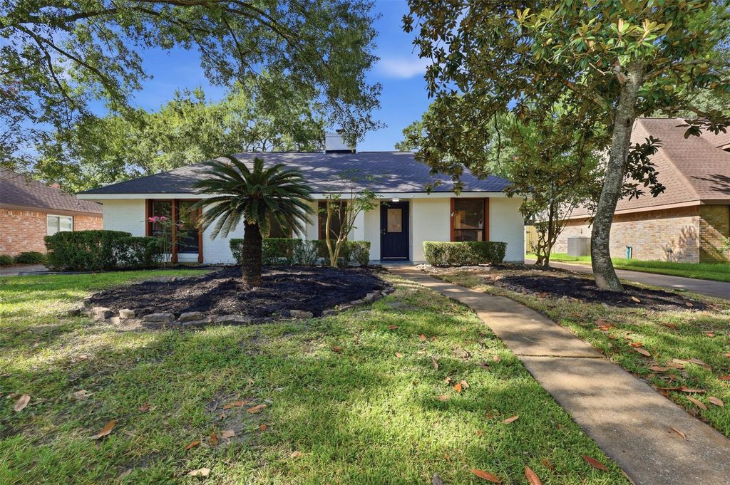 3714 Haven Pines Drive, Houston, TX 77345