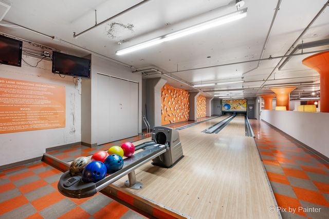565 W Quincy Street 704, Chicago, IL 60661