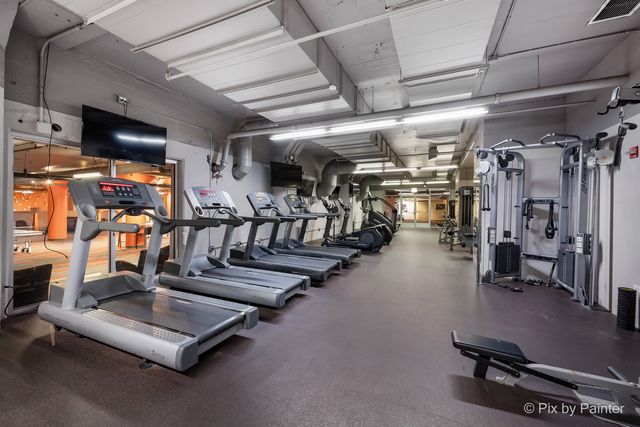 565 W Quincy Street 704, Chicago, IL 60661