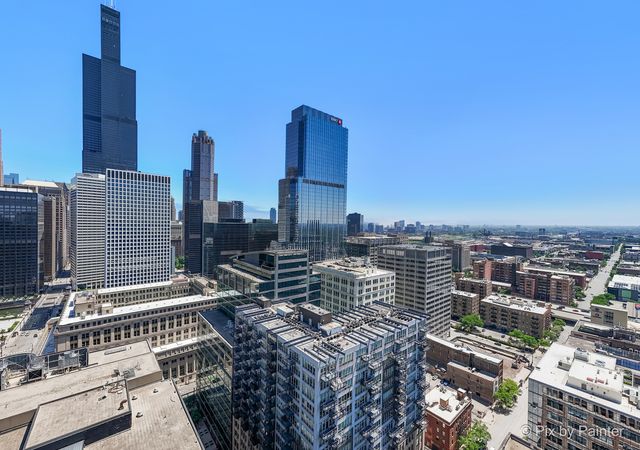 565 W Quincy Street 704, Chicago, IL 60661