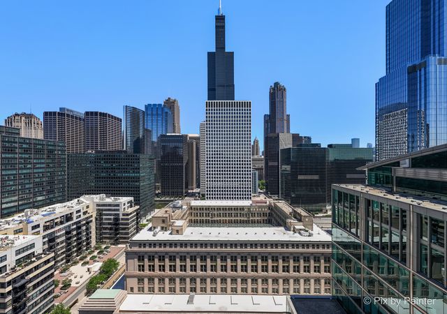 565 W Quincy Street 704, Chicago, IL 60661